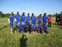  Wafanyakazi wakiwa uwanjani