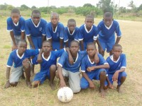  Wanafunzi wakiwa uwanjani