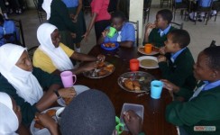  Students getting food